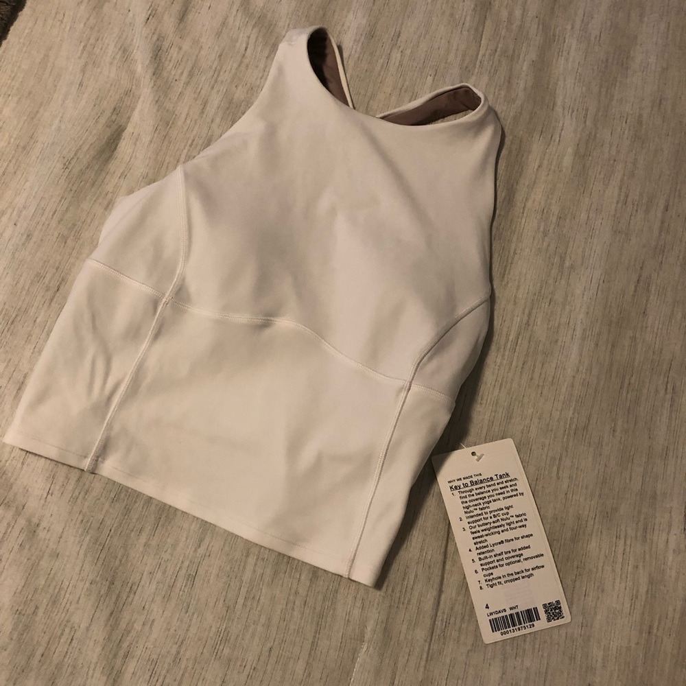 Nwt lululemon key to balance tank